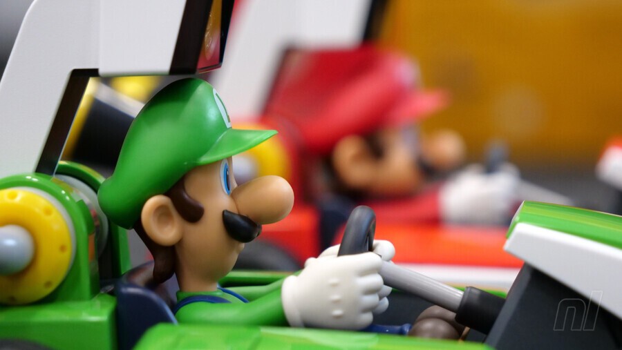 Mario & Luigi Mario Kart live